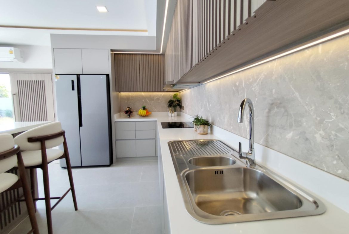 Без комплекса 7br 600sqm 7