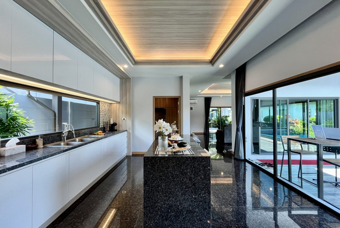 Baan Pattaya 6 3br 464sqm 14