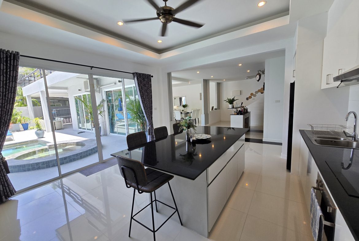 Baan Piam Mongkon 4br sqm 11