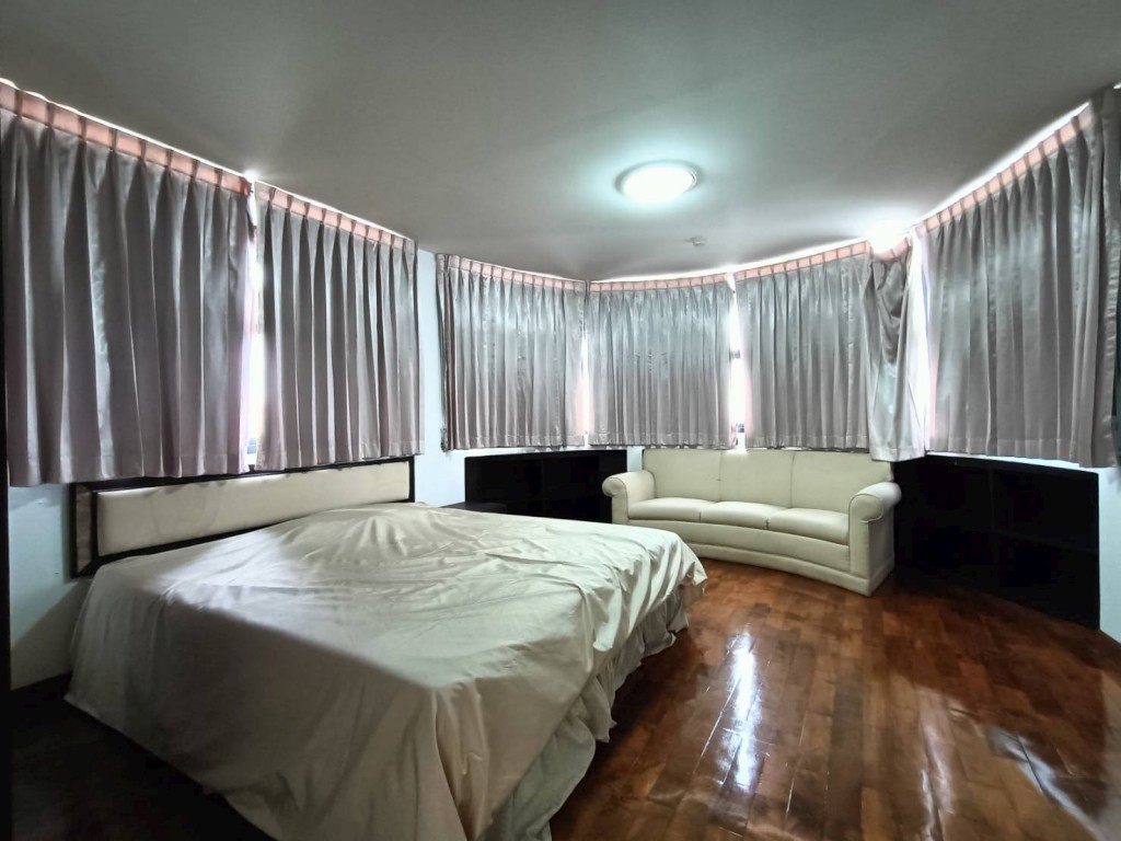 Jomtien Complex Condotel 2br 124sqm 14