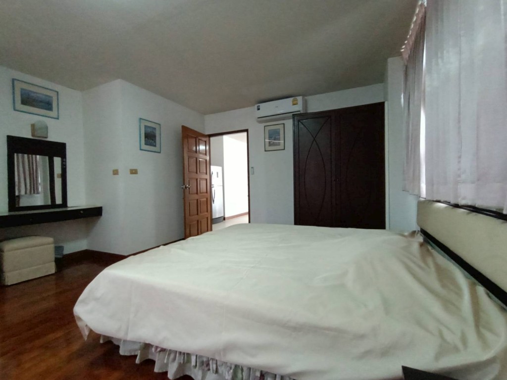 Jomtien Complex Condotel 2br 124sqm 15