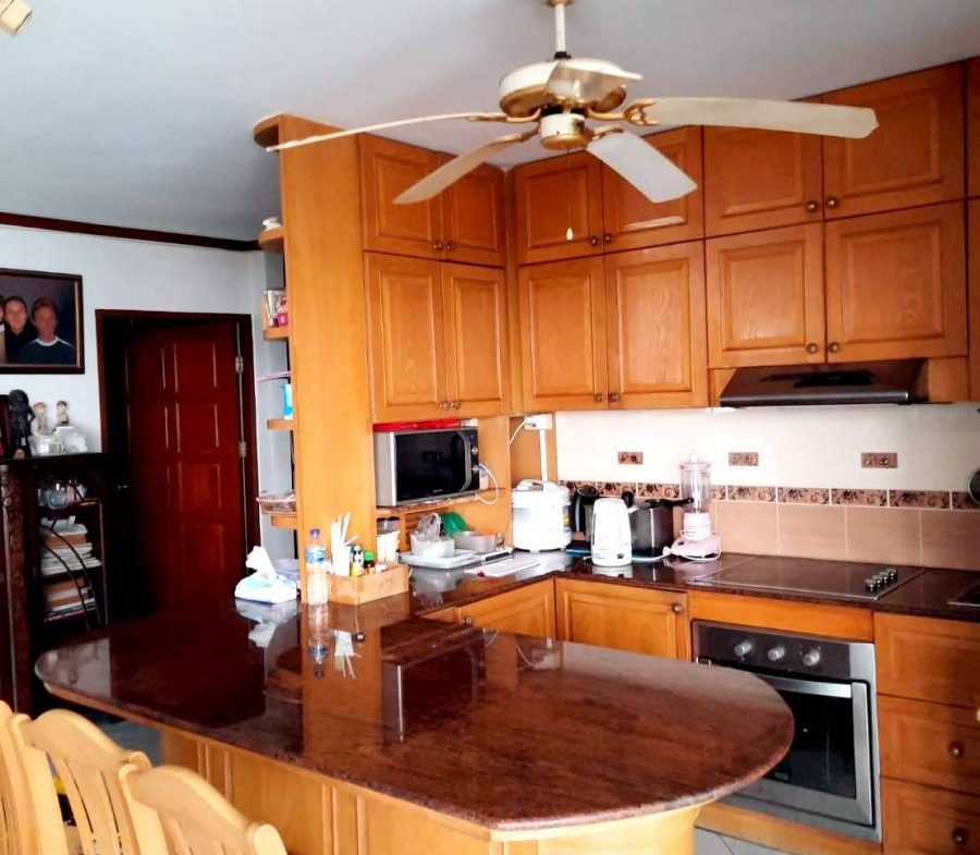 Jomtien Complex Condotel 3br 200sqm 11