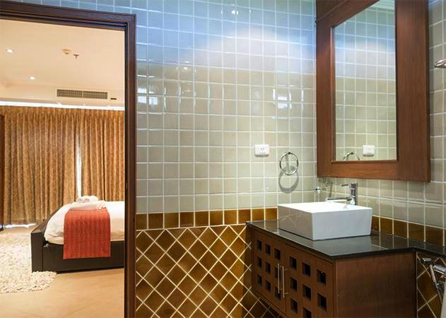 The Residence 1br 50