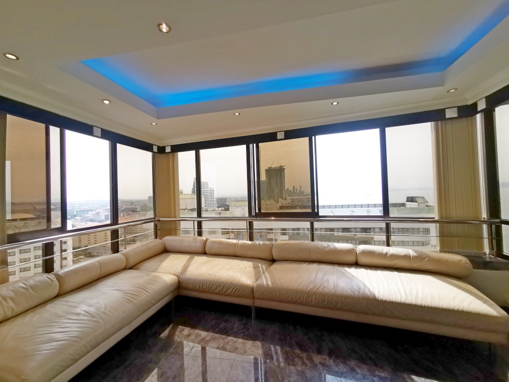 Jomtien Plaza Condotel 2br 128sqm 12