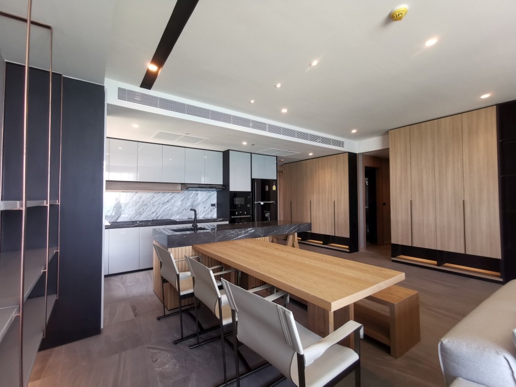 Cetus Beach Front 3br 145sqm 8