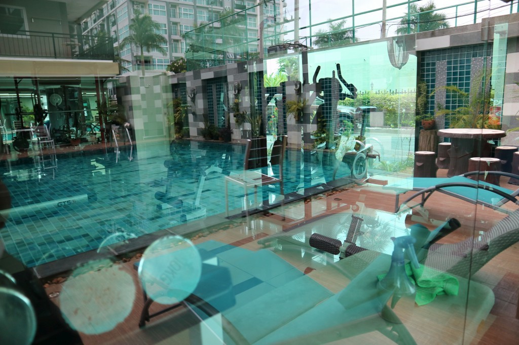 JTC24097_22 Porch Land 2 1br 36