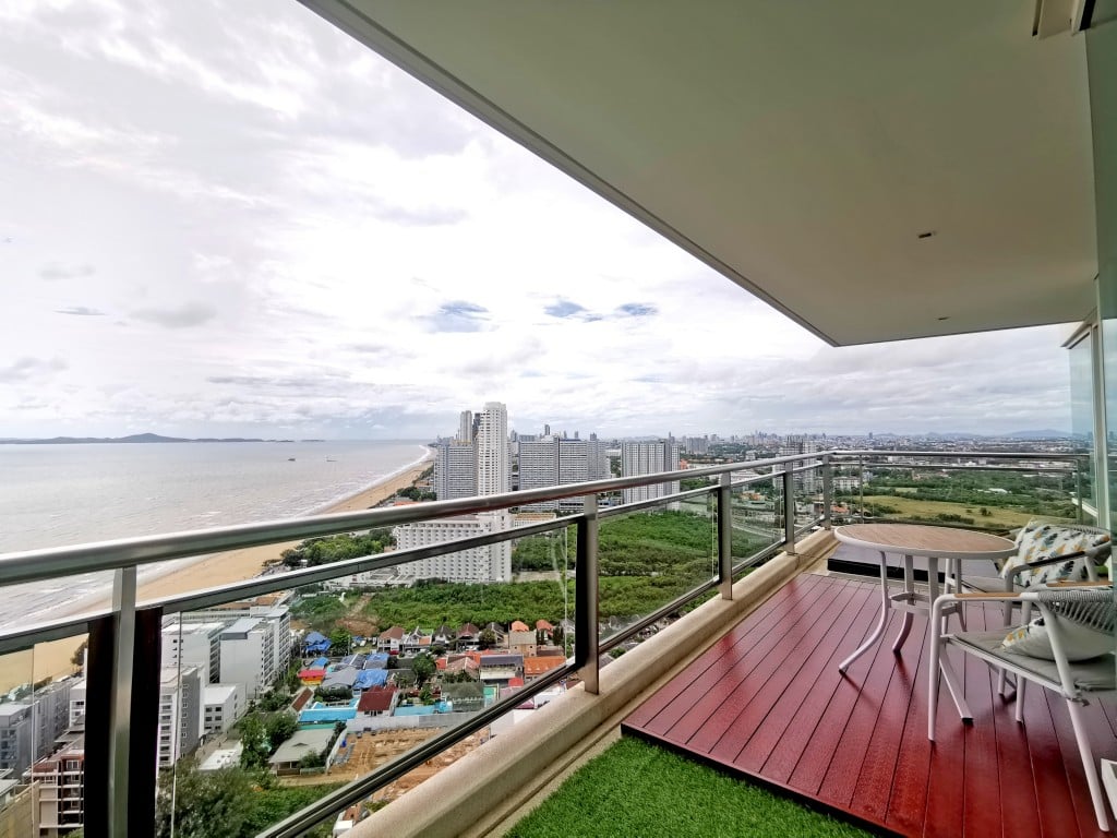 Reflection Jomtien Beach Pattaya 2br 114sqm 1
