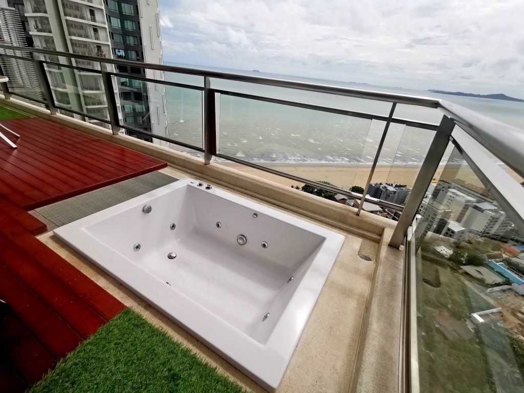 Reflection Jomtien Beach Pattaya 2br 114sqm 3