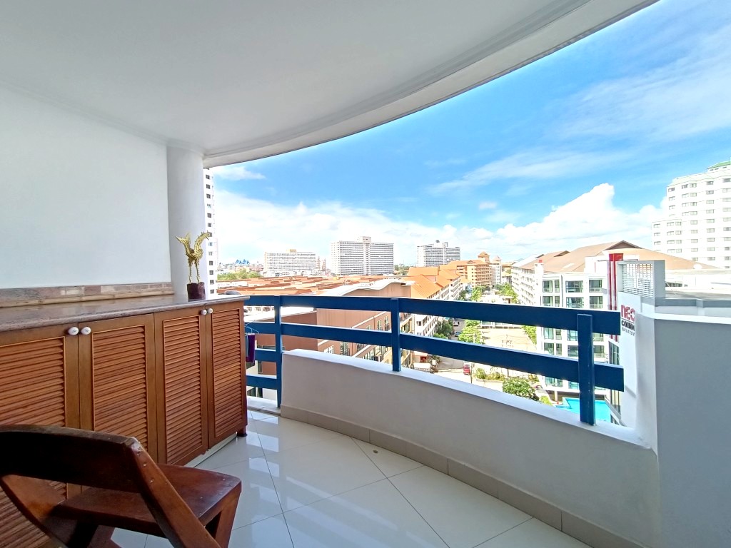 Jomtien Plaza Condotel 3br sqm 2