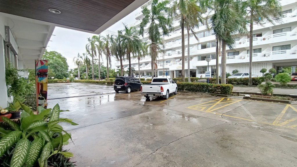 Jomtien Condotel & Village 2br 151