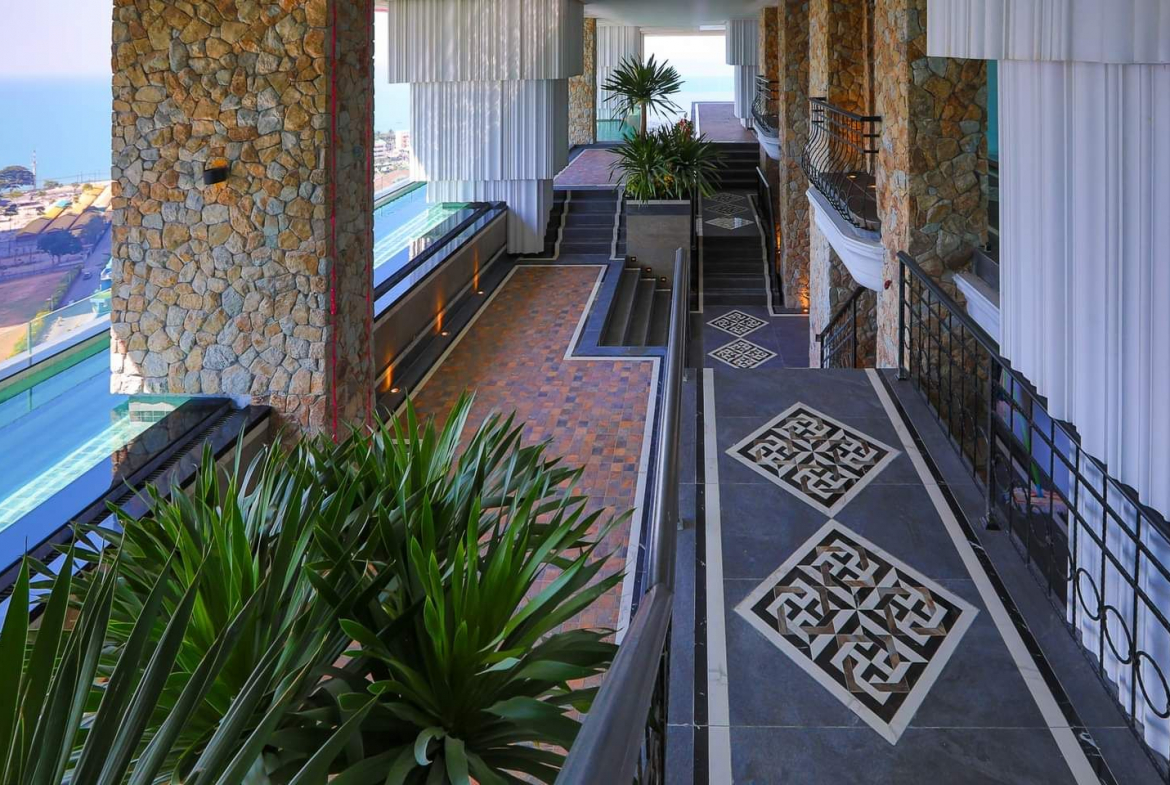 The Riviera Ocean Drive 1br 30