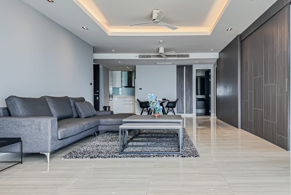 La Royale Beach 2br 148sqm 2