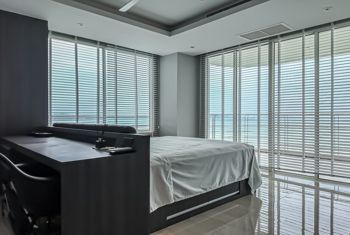 La Royale Beach 2br 148sqm 6