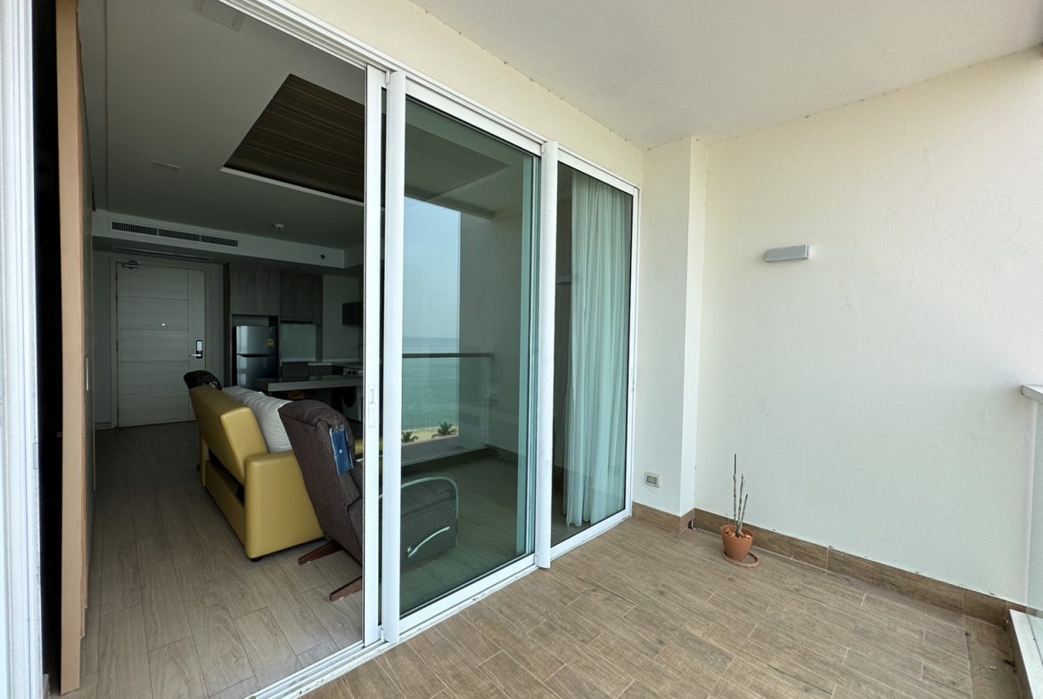 Cetus Beach Front 1br 56sqm 15