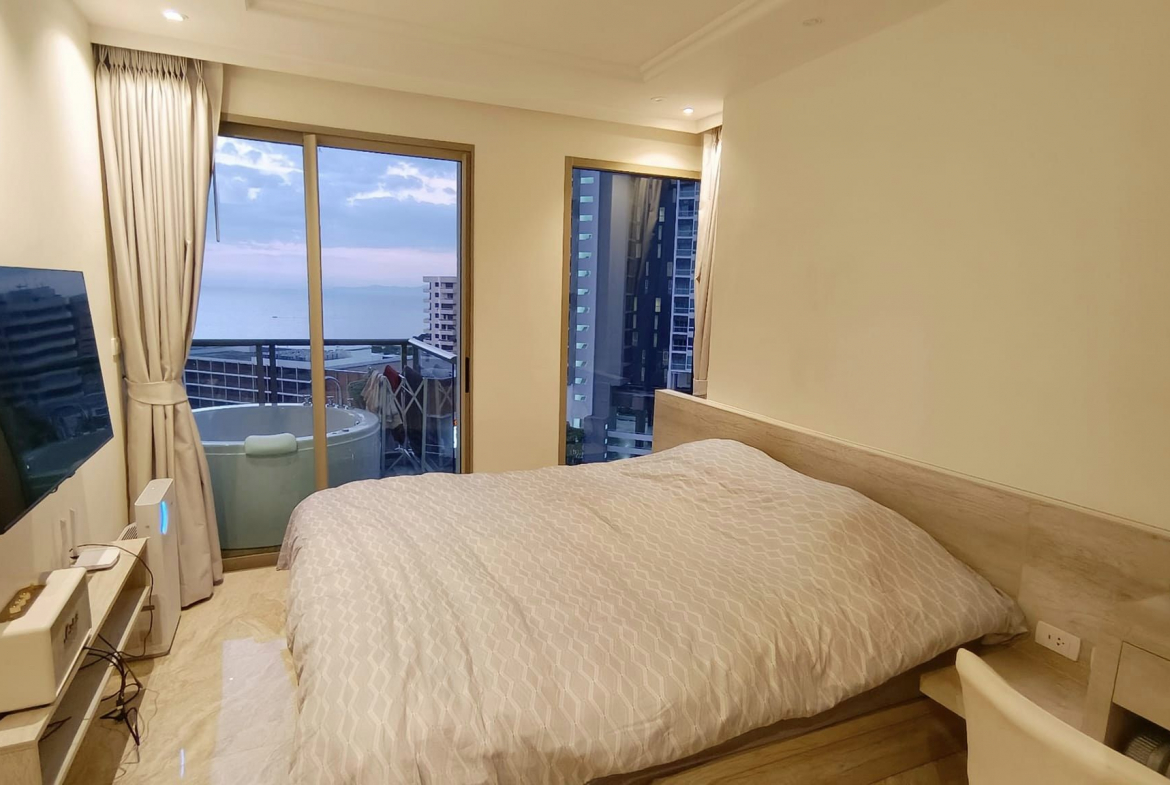 The Riviera Monaco 1br 44