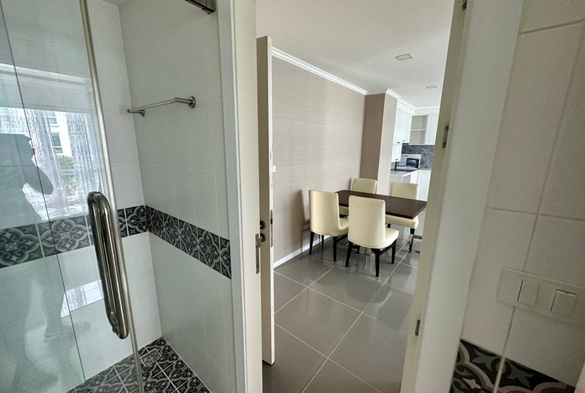 The Orient Resort & Spa 2br 75sqm 11