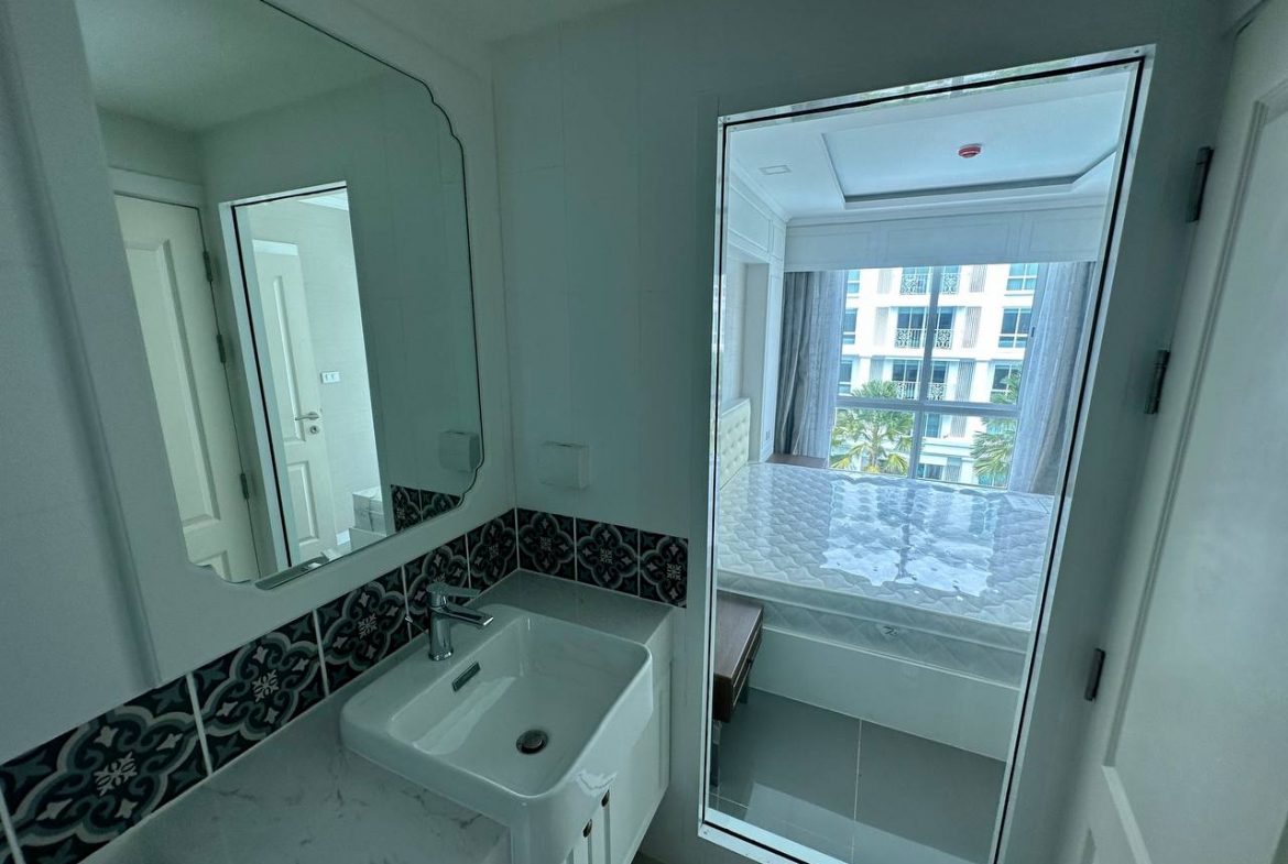 The Orient Resort & Spa 2br 75sqm 19