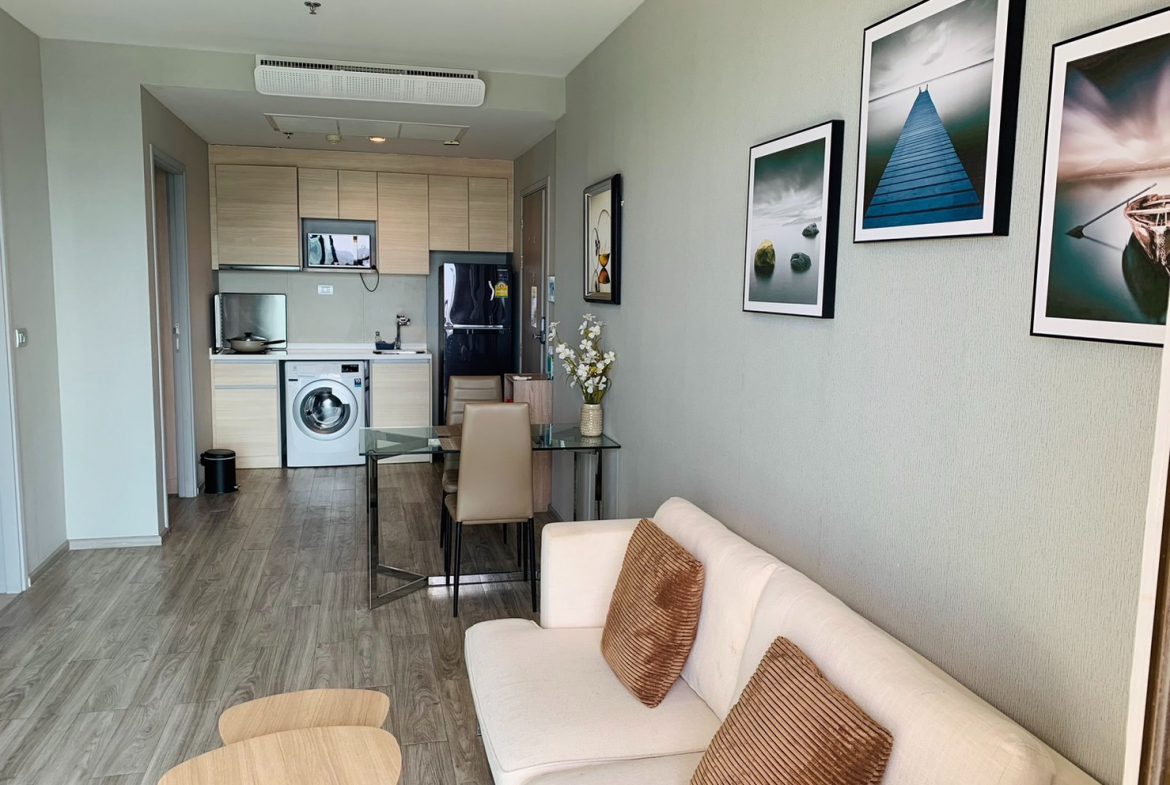 Aeras Condo 1br 47sqm 8