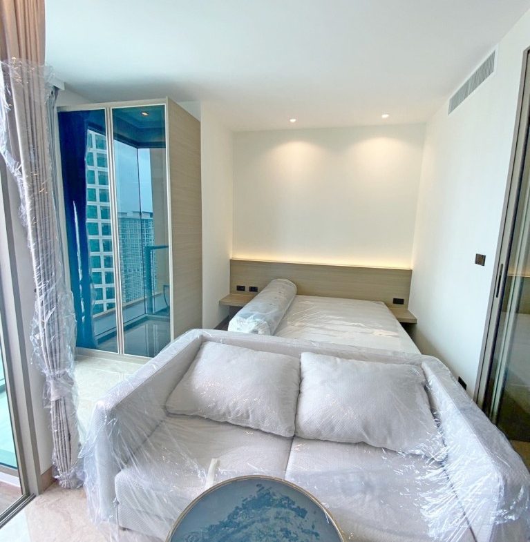 The Riviera Ocean Drive 0br 25