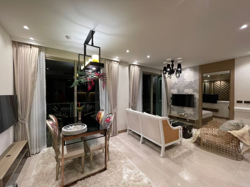 The Riviera Ocean Drive 2br 70