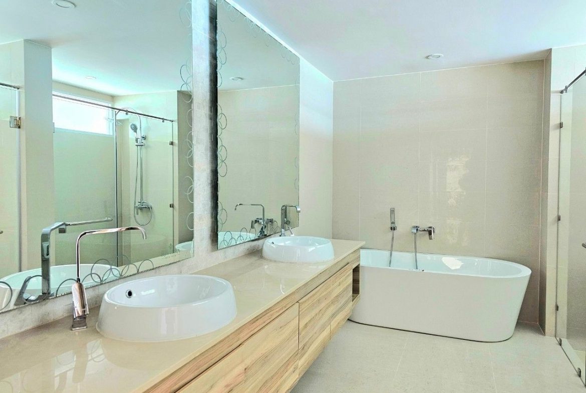 The Riviera Jomtien 5br 330sqm 20