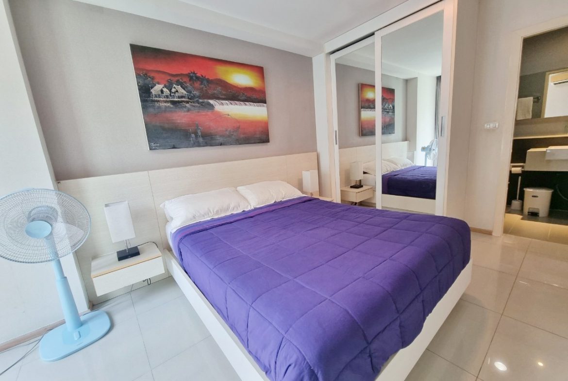 Acqua Condominuim 1br 37