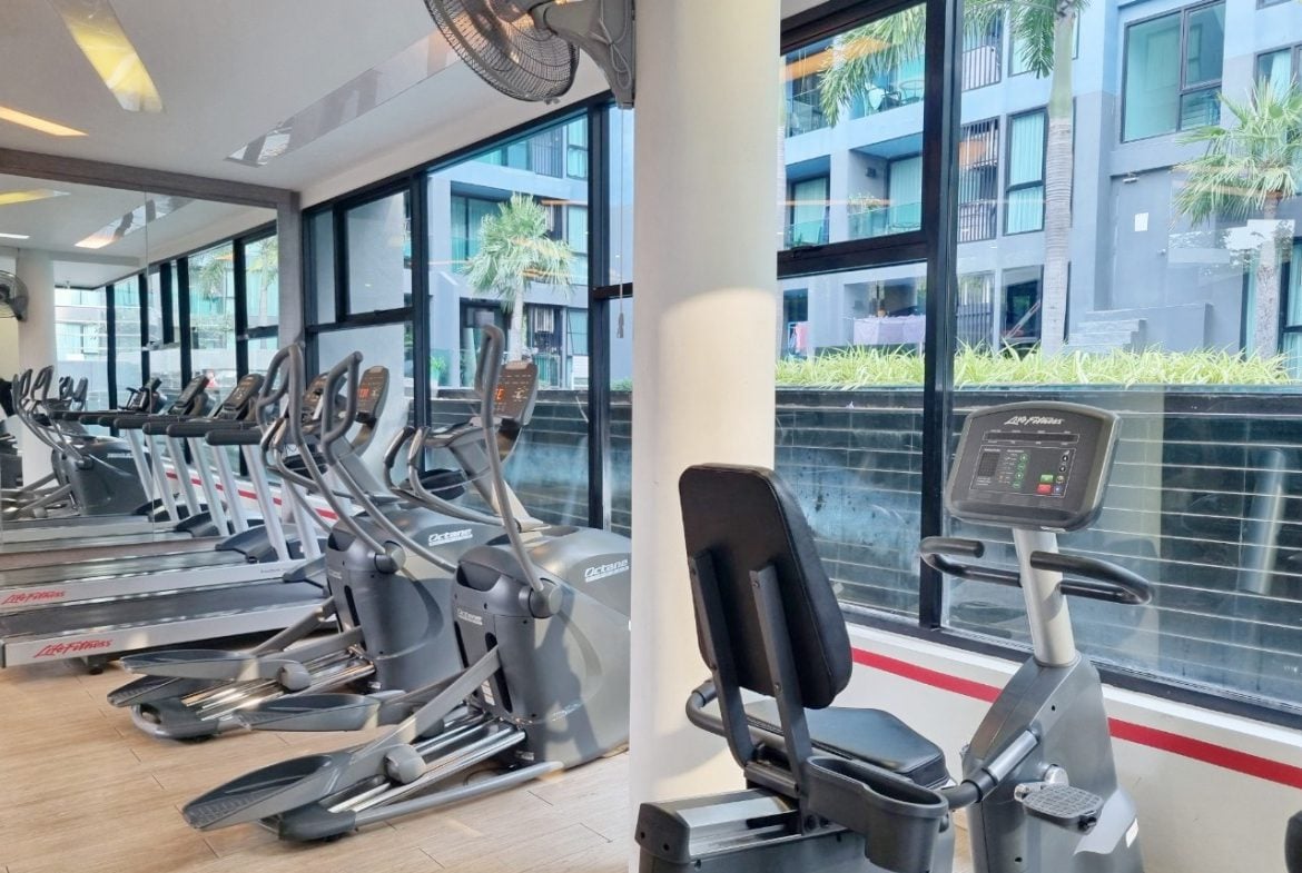 Acqua Condominuim 1br 37