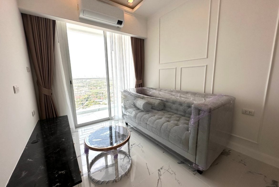 JTC25080_12 The Empire Tower 1br 31