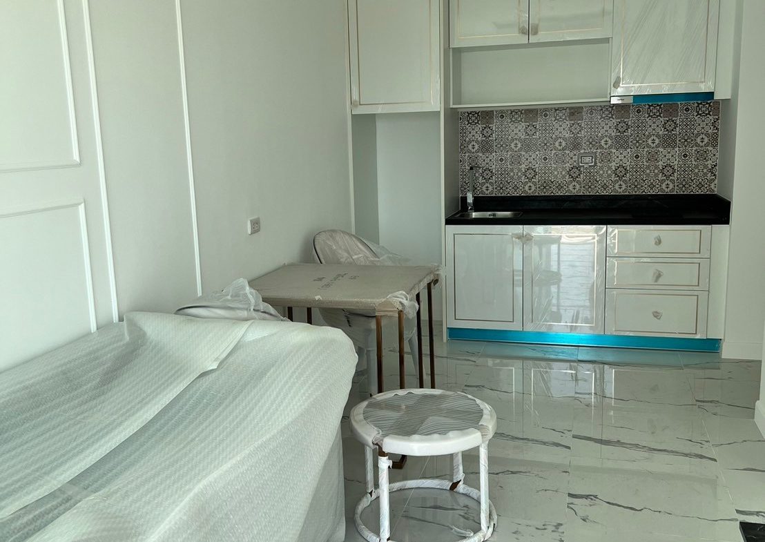 JTC25080_20 The Empire Tower 1br 31