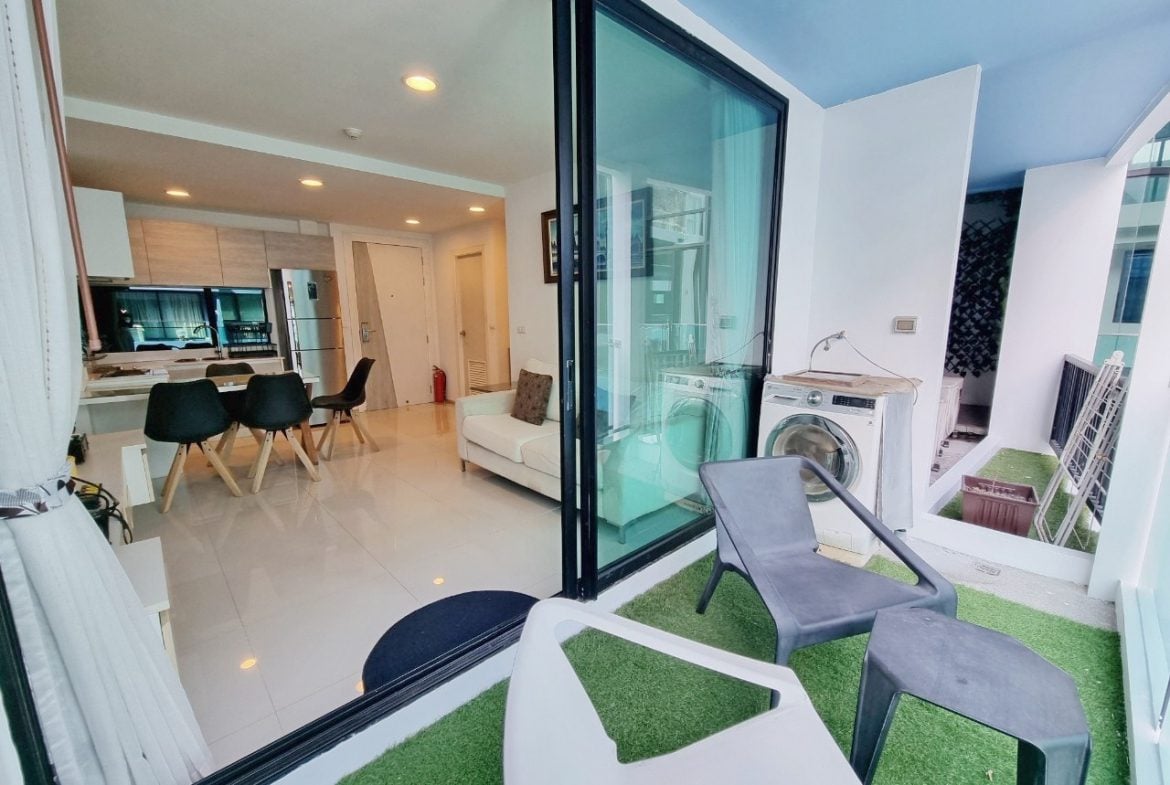 Acqua Condominuim 2br 52sqm 2