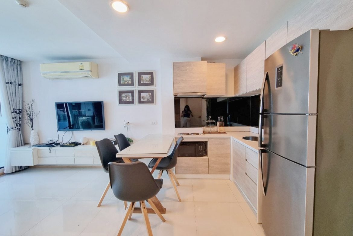 Acqua Condominuim 2br 52sqm 10