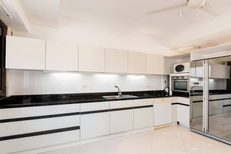 JTC25112_12 Jomtien Plaza Condotel 3br 297sqm 8