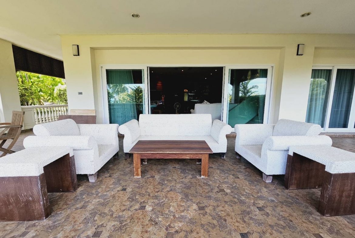 JTC25187_6 Baan Somprasong Condo 2br 243sqm 8