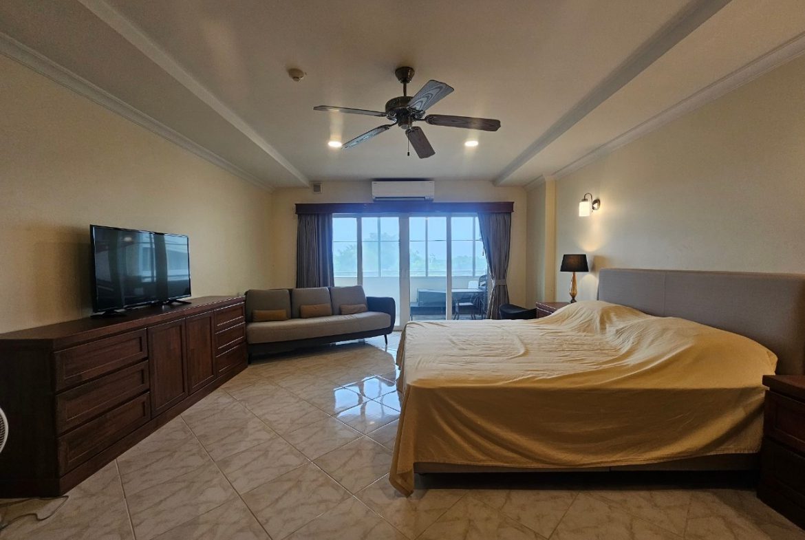 The Royal Residence1 1br 117sqm 17