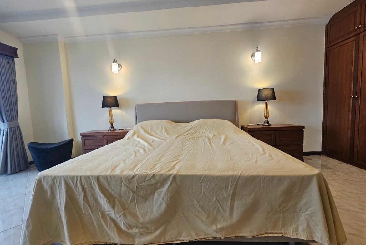 The Royal Residence1 1br 117sqm 18