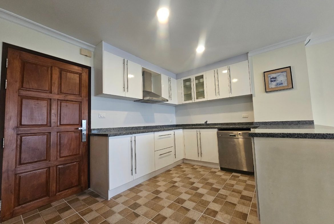 The Royal Residence1 1br 117sqm 20