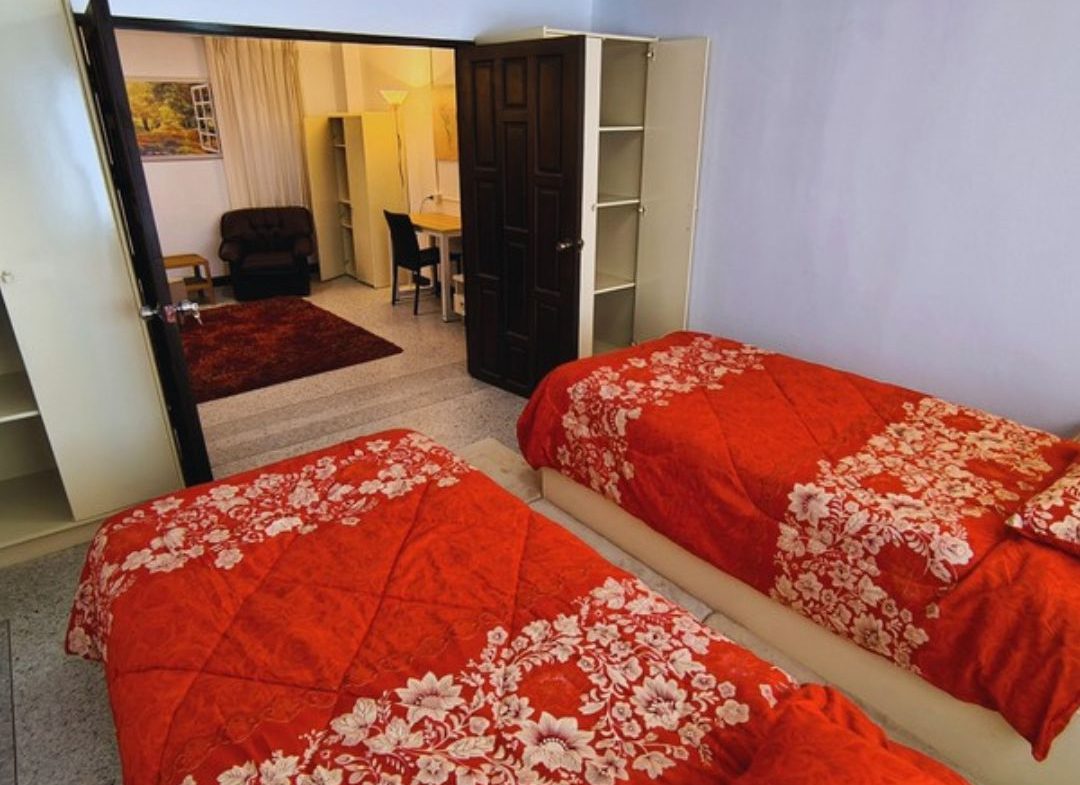 Sompong Condo 2br 191