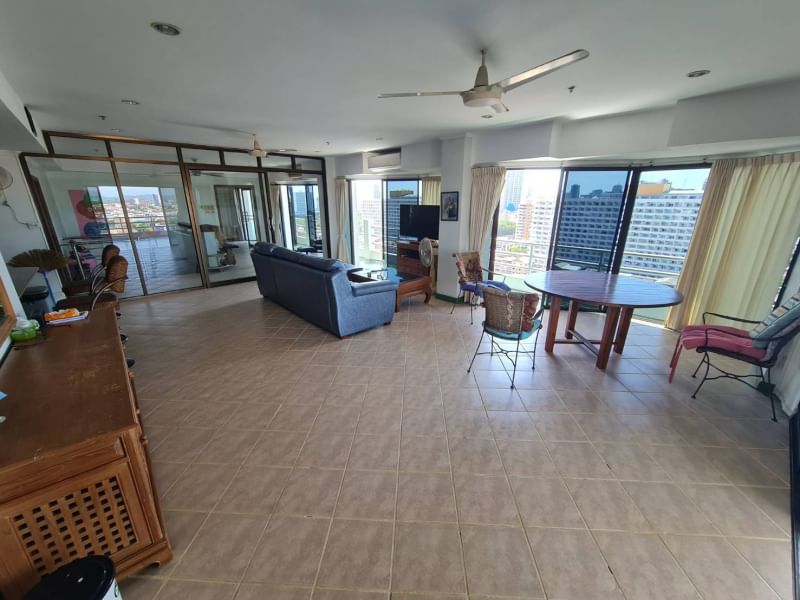 View Talay Condo 2 3br 278sqm 12