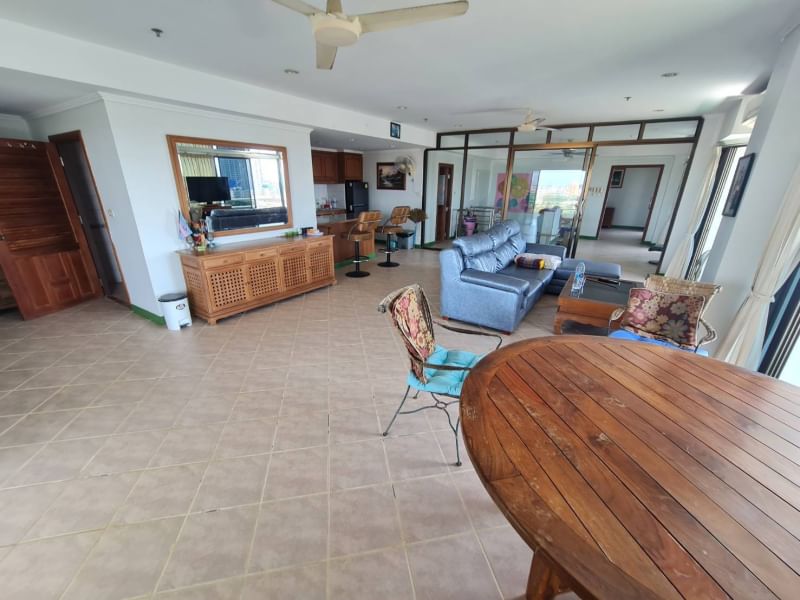 View Talay Condo 2 3br 278sqm 13