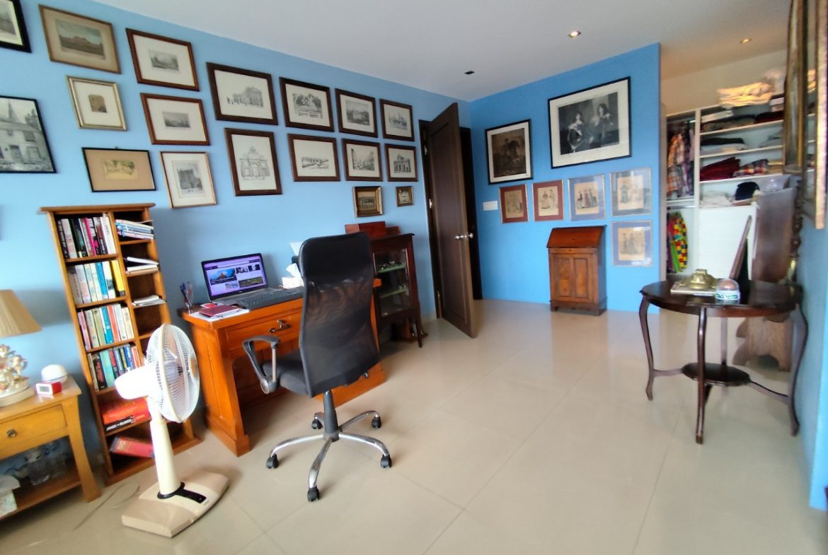 JTC25560 The Park 2br 178sqm 16