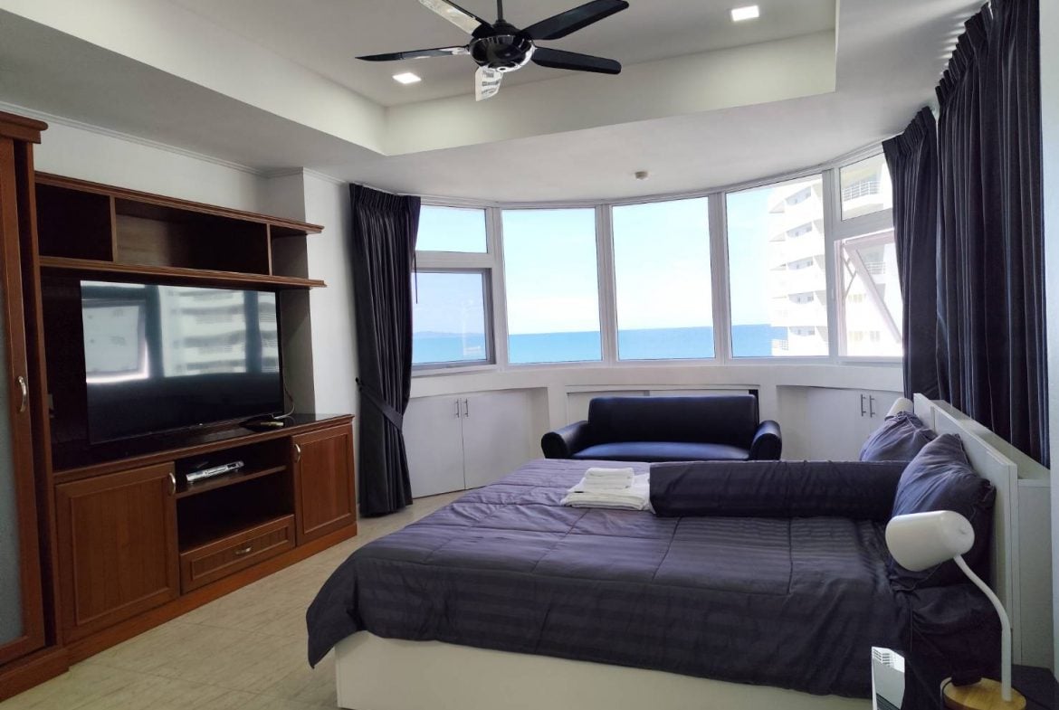 Jomtien Complex Condotel 2br 122sqm 10