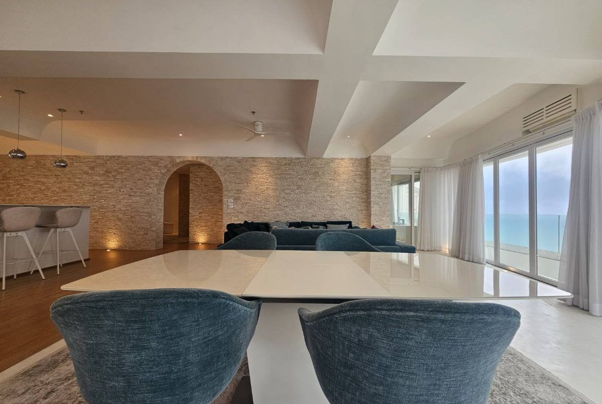 Metro Jomtien Condotel 2br 199sqm 4