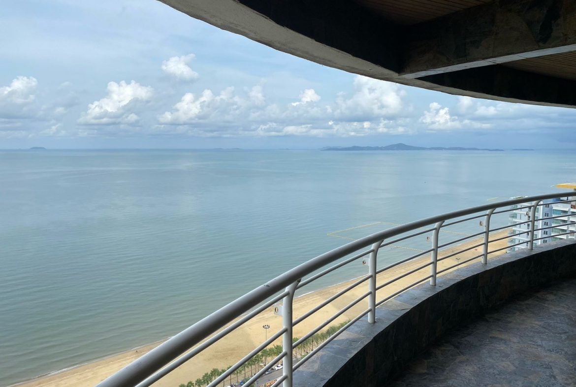 Metro Jomtien Condotel 2br 147sqm 2