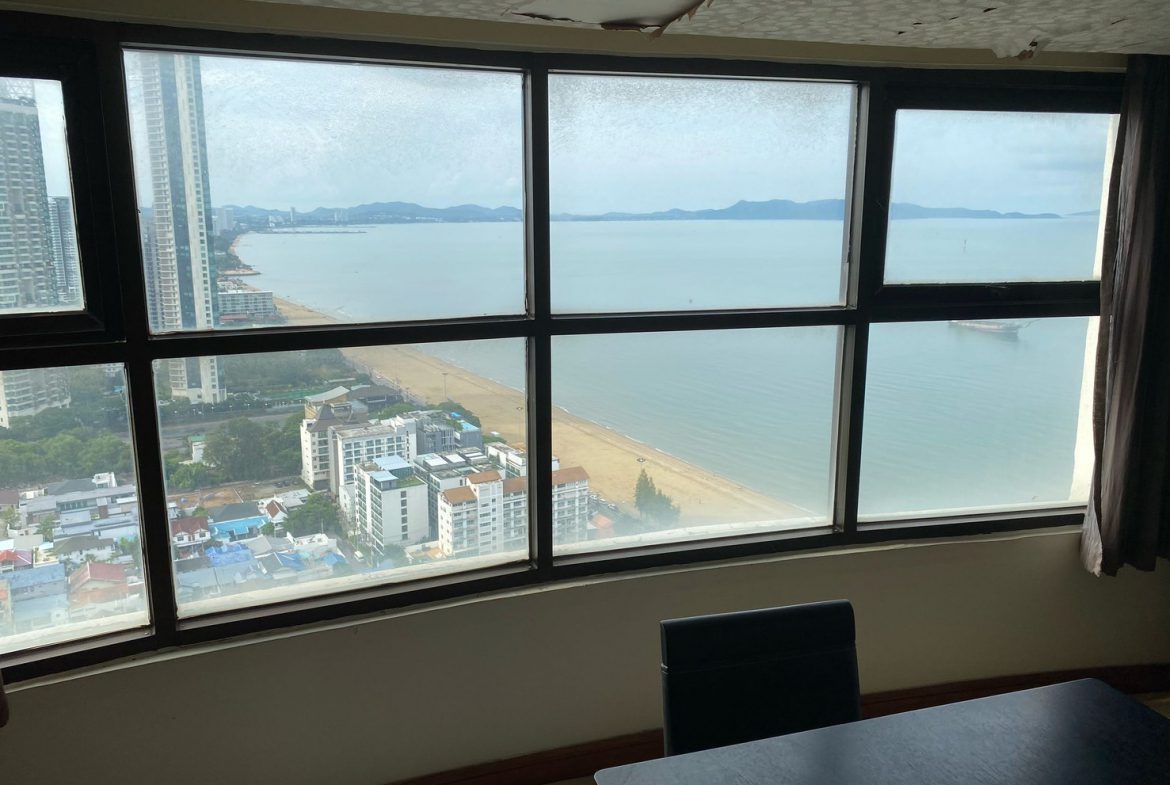 Metro Jomtien Condotel 2br 147sqm 6
