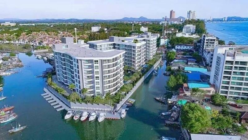Whale Marina Condo 2br 74