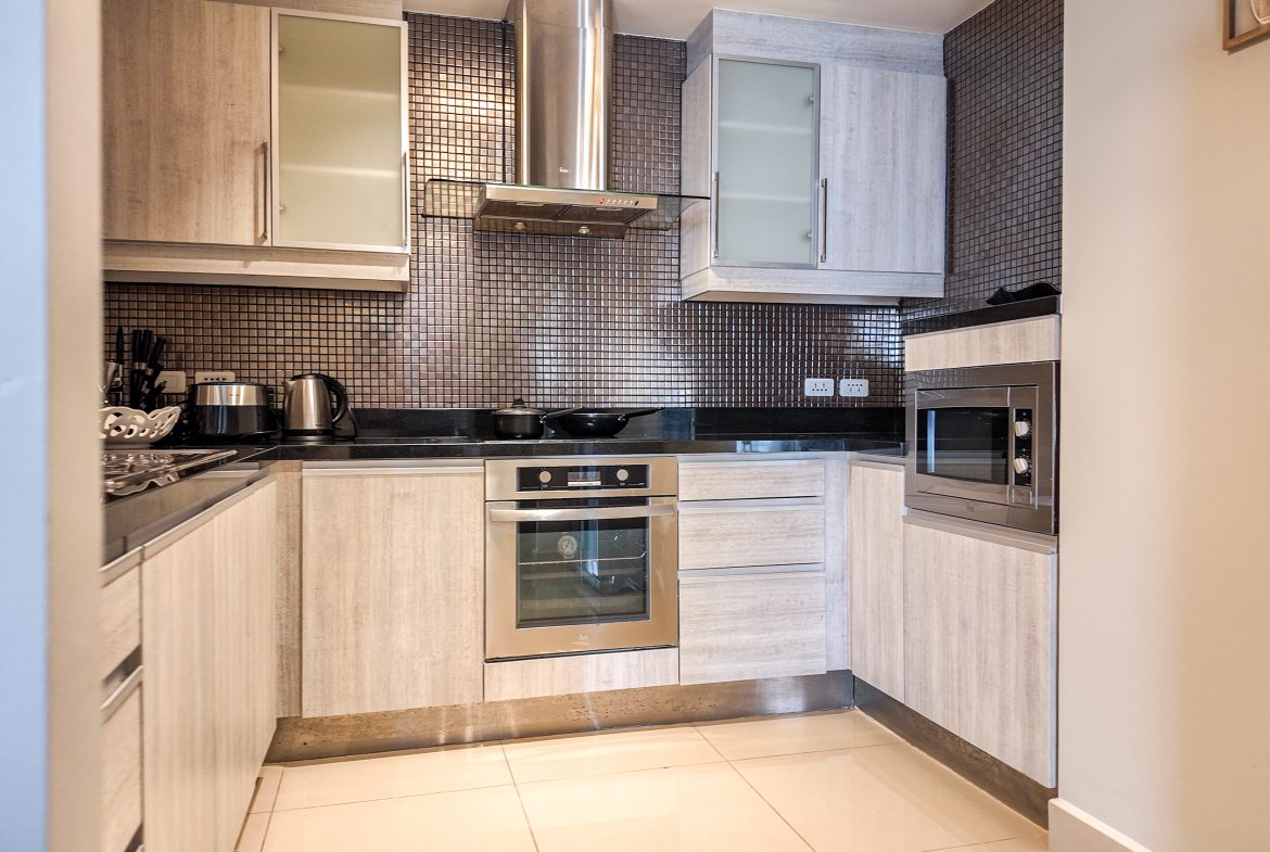 La Royale Beach 2br 148sqm 6