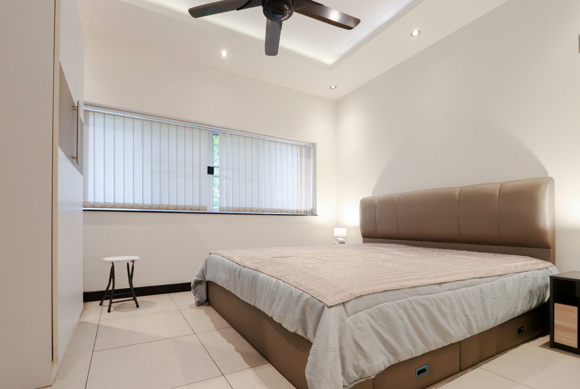 Jomtien Yacht Club 1 3br 160sqm 12