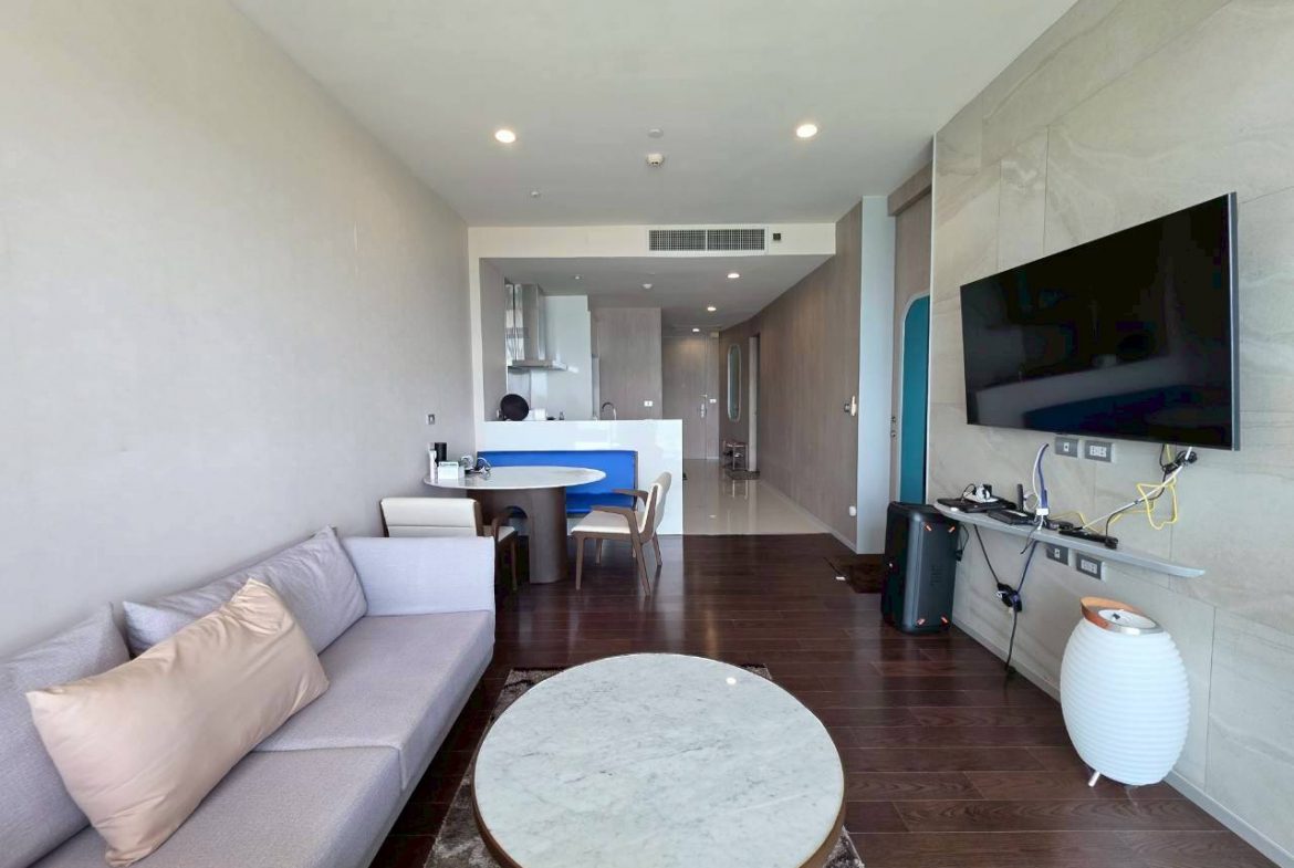 Movenpick Residence 1br 90