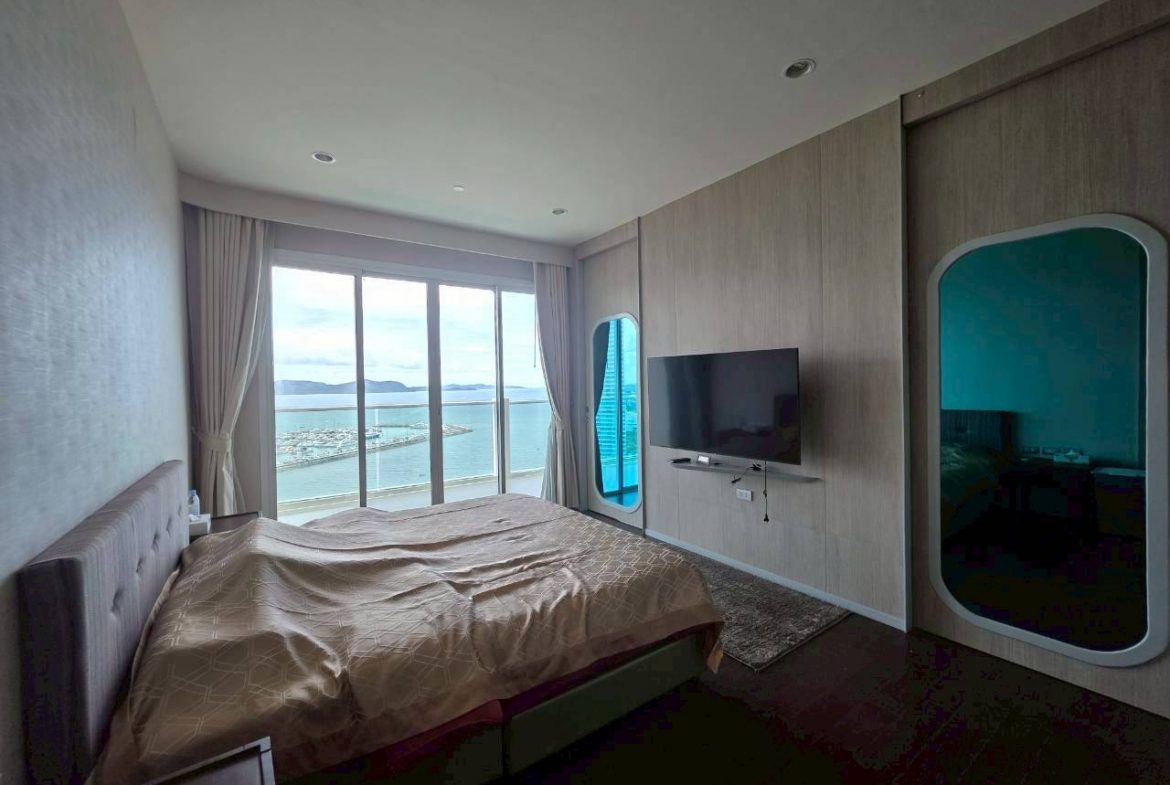 Movenpick Residence 1br 90