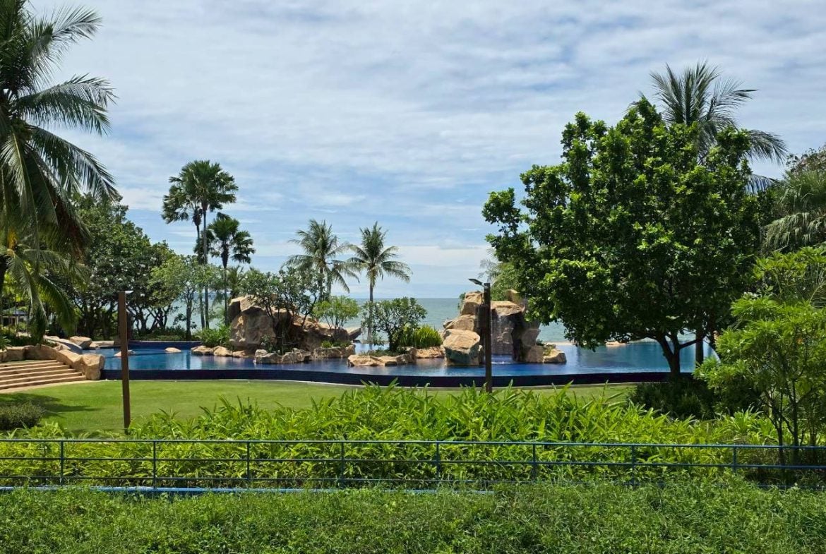 Movenpick Residence 1br 90